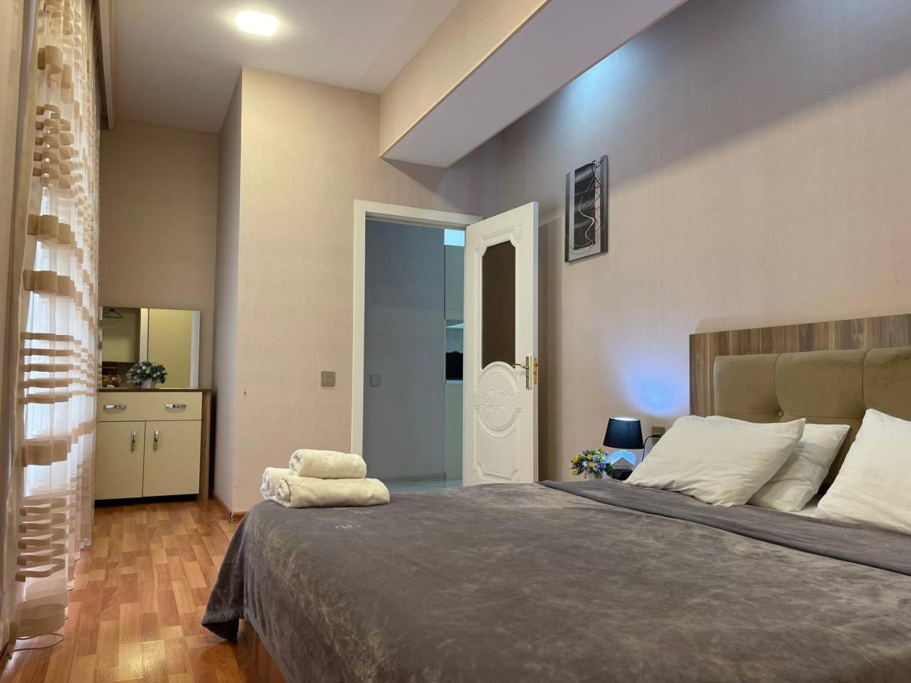 Park Azure Apartment Баку Екстериор снимка